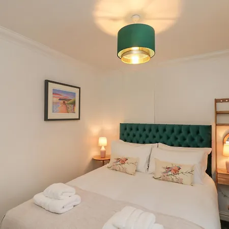 Little Nest Holiday home *
